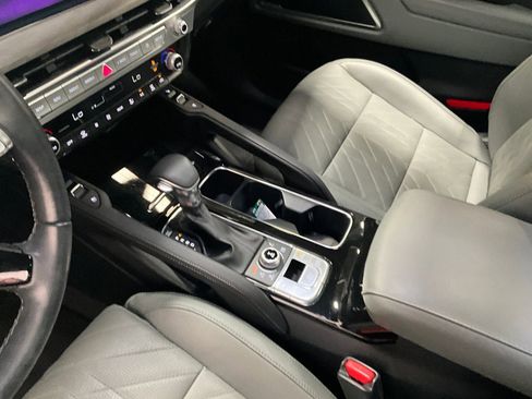 Used 2024 Kia Telluride SX Prestige X-Line image 15