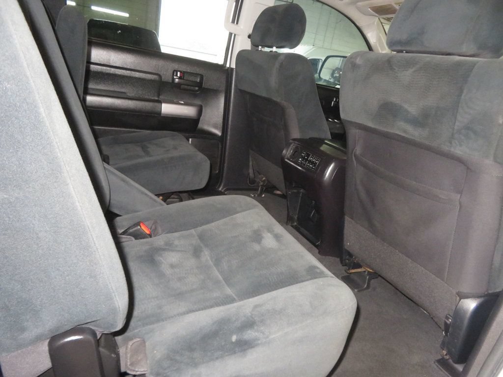Used 2019 Toyota Sequoia TRD Sport AWD/4WD image 28