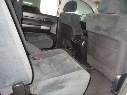 Used 2019 Toyota Sequoia TRD Sport AWD/4WD image 28