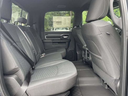 New 2026 RAM 3500 Big Horn AWD/4WD image 17