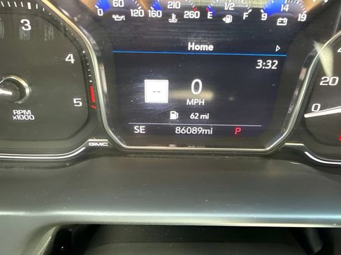 Used 2021 GMC Sierra 2500 AT4 w/ AT4 Premium Plus Package AWD/4WD image 29