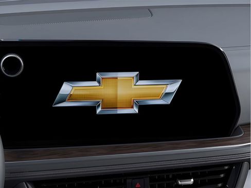 New 2025 Chevrolet Suburban Premier RWD image 19
