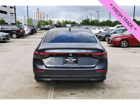 Used 2023 Honda Accord EX image 7