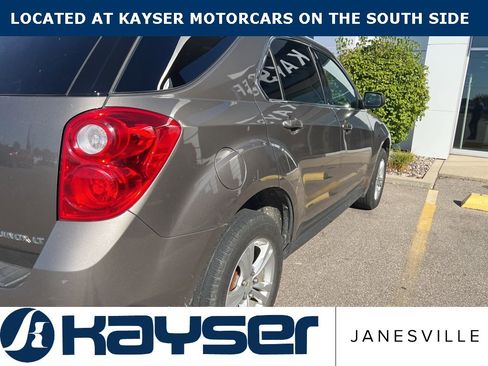 Used 2010 Chevrolet Equinox LT image 6