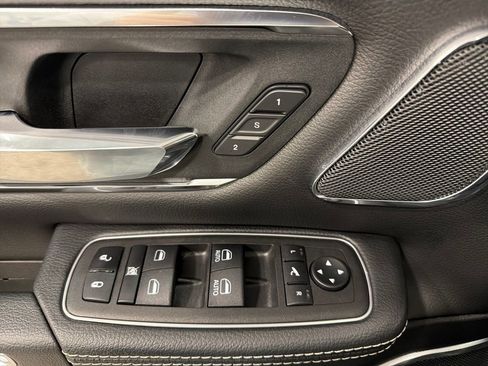 Used 2024 RAM 1500 Laramie AWD/4WD image 18