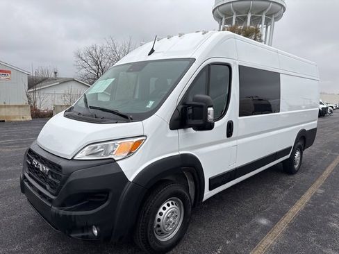 Used 2025 RAM ProMaster 3500 w/ Crew Van Package image 1