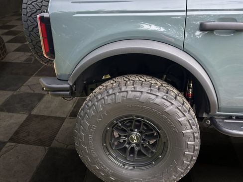 New 2025 Ford Bronco Badlands AWD/4WD image 8