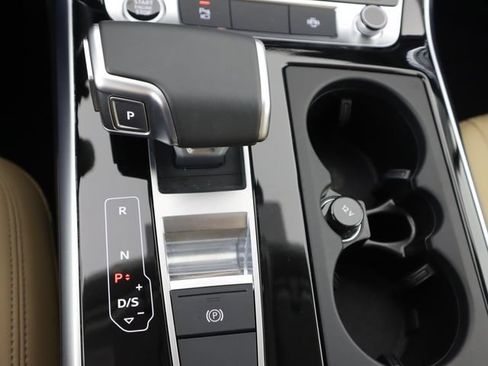 Certified 2026 Audi Q7 3.0T Premium AWD/4WD image 19