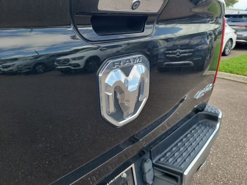 Used 2022 RAM 1500 Limited AWD/4WD image 12
