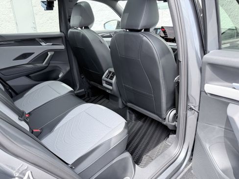 New 2026 Volkswagen Tiguan SE R-Line AWD/4WD image 30