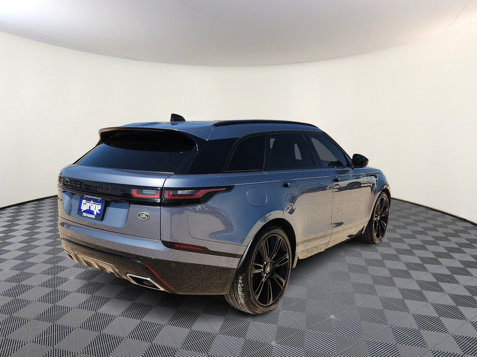 Used 2023 Land Rover Range Rover Velar R-Dynamic S AWD/4WD image 4