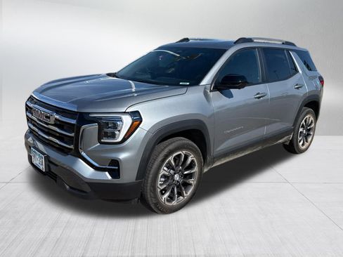 Used 2026 GMC Terrain Elevation w/ Elevation Premium Package AWD/4WD image 3