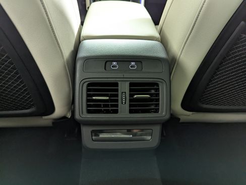 Used 2025 Audi Q5 Premium AWD/4WD image 12