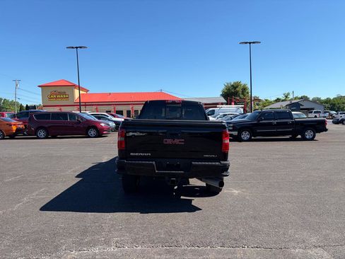 Used 2015 GMC Sierra 2500 Denali w/ Duramax Plus Package AWD/4WD image 4