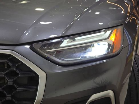 Used 2023 Audi Q5 e Premium w/ Convenience Package AWD/4WD image 29