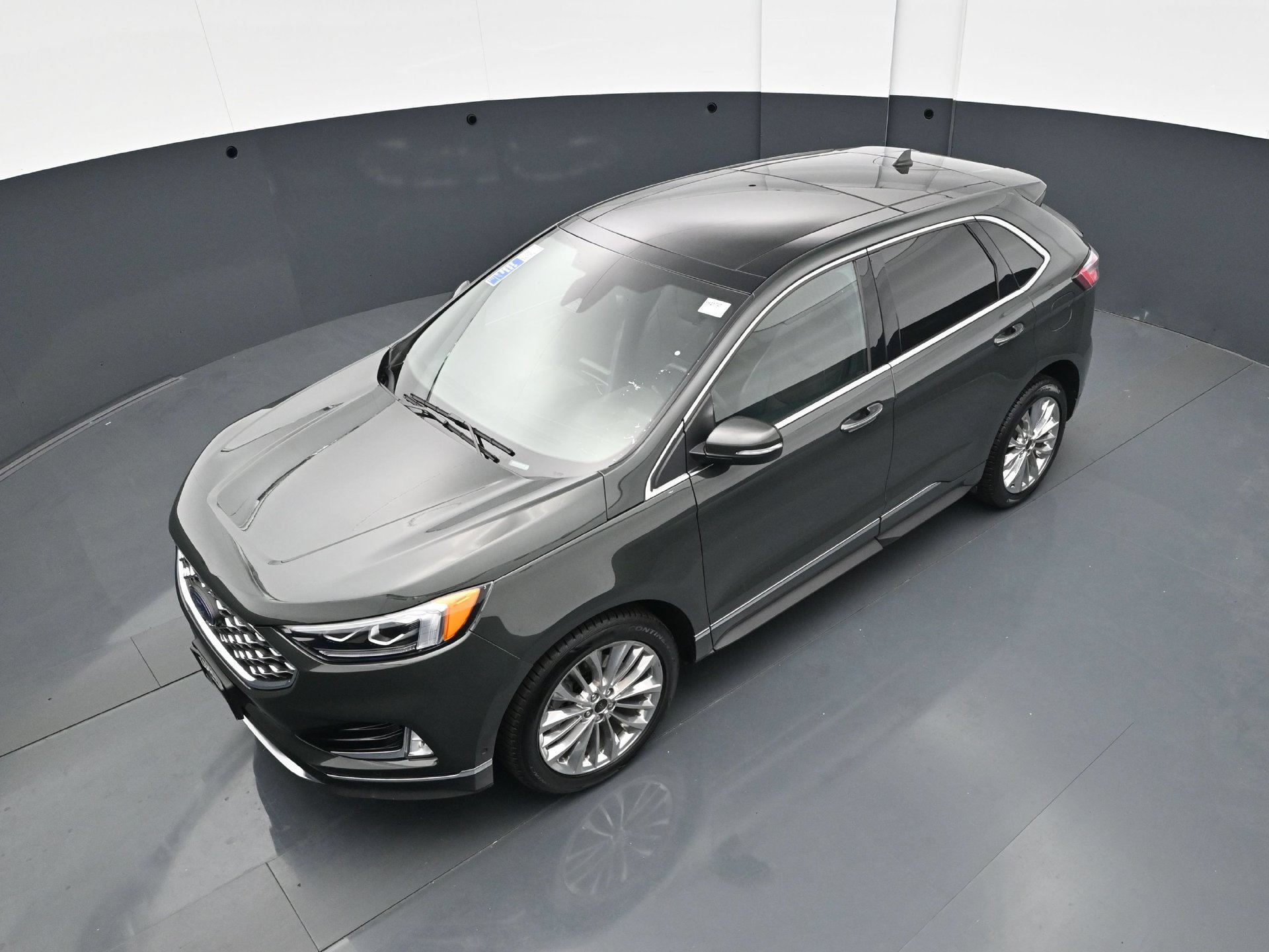 Used 2022 Ford Edge Titanium w/ Equipment Group 301A AWD/4WD image 41