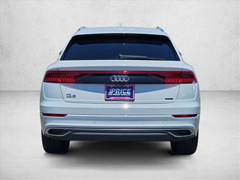 Used 2023 Audi Q8 Premium w/ Convenience Package AWD/4WD image 7