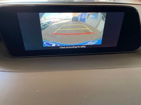 Used 2024 MAZDA MAZDA3 s FWD image 8