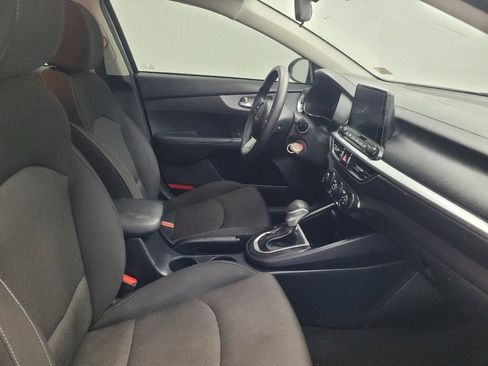 Used 2023 Kia Forte LXS w/ LXS Technology Package image 21