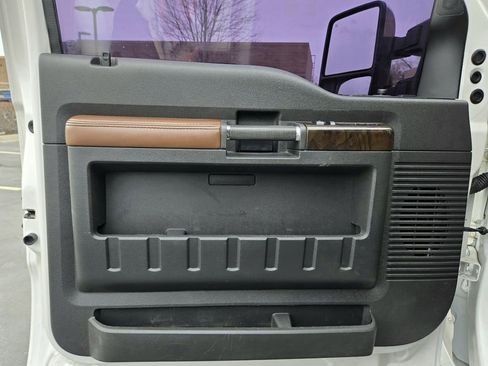 Used 2014 Ford F450 Platinum image 25