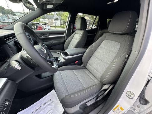 New 2027 GMC Terrain Elevation w/ Black Edition AWD/4WD image 13