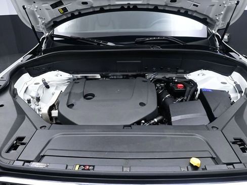 Used 2023 Volvo XC90 B6 Plus w/ Protection Package image 36