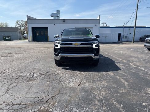 New 2026 Chevrolet Silverado 1500 LT w/ Z71 Off-Road Package AWD/4WD image 2