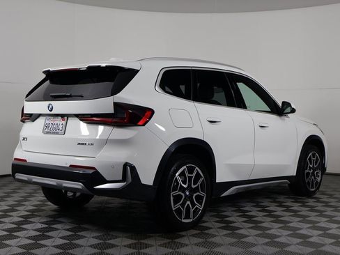 Used 2025 BMW X1 xDrive28i w/ Premium Package image 4