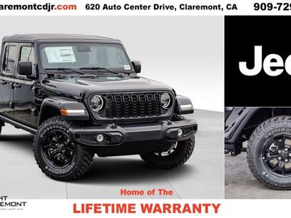 New 2025 Jeep Gladiator Willys
