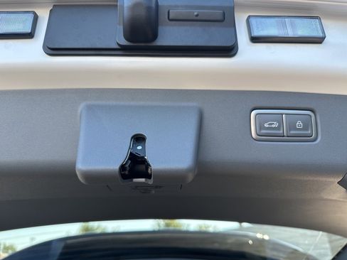 New 2026 Kia EV9 Wind image 20