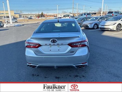 Used 2022 Toyota Camry XSE w/ Navigation Package image 10