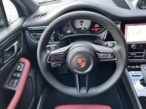 New 2026 Porsche Macan S image 15