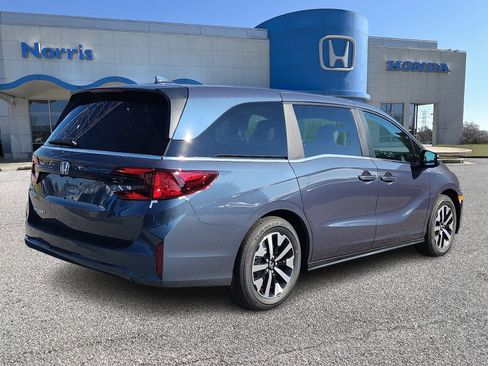 New 2026 Honda Odyssey EX-L image 4