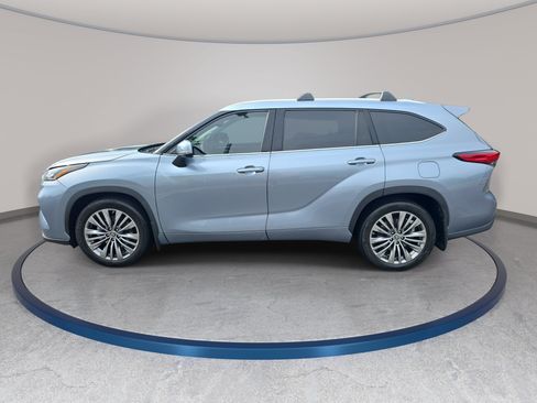 Used 2020 Toyota Highlander Platinum AWD/4WD image 8
