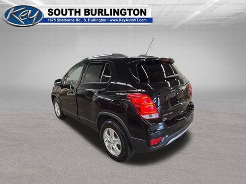 Used 2021 Chevrolet Trax LT AWD/4WD image 4