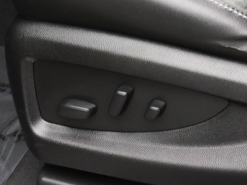 Used 2019 Chevrolet Suburban Premier RWD image 22