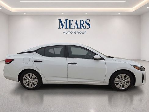 Used 2024 Nissan Sentra S FWD image 6