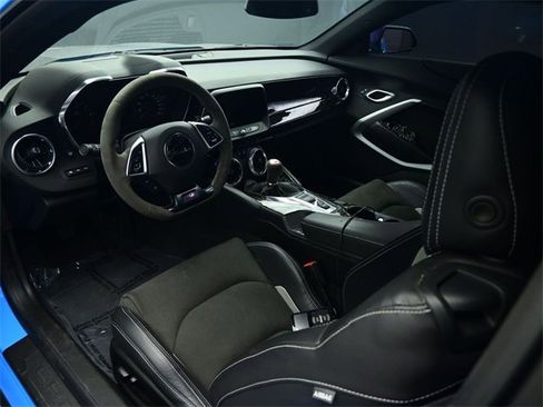 Used 2022 Chevrolet Camaro SS image 2