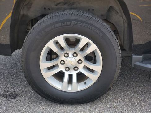 Used 2019 Chevrolet Tahoe LT AWD/4WD image 5