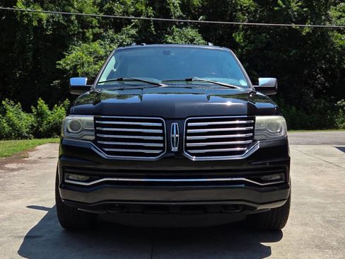 Used 2015 Lincoln Navigator 2WD w/ Equipment Group 101A Reserve image 2