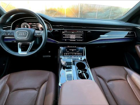 Used 2022 Audi Q8 Premium Plus image 15