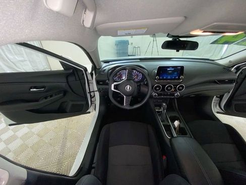 Used 2024 Nissan Sentra SV FWD image 34