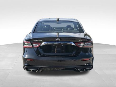 Used 2023 Nissan Maxima SV w/ Floor Mat Group FWD image 4