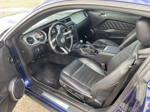 Used 2011 Ford Mustang GT Premium w/ Brembo Brake Pkg image 9