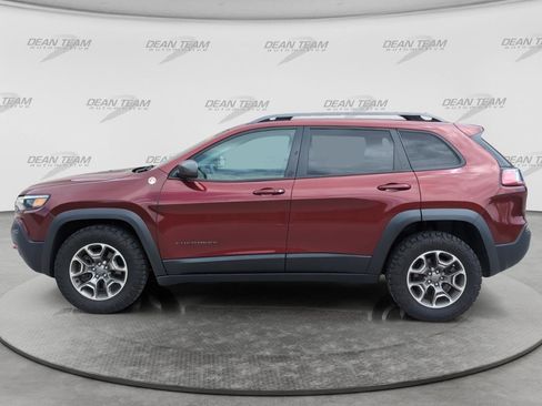 Used 2020 Jeep Cherokee Trailhawk w/ Cold Weather Group AWD/4WD image 4