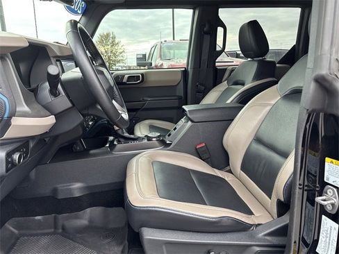 Used 2024 Ford Bronco Wildtrak image 9