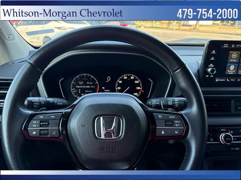 Used 2023 Honda Pilot Touring image 15