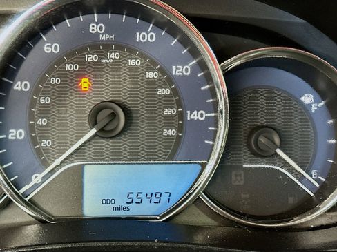Used 2016 Toyota Corolla LE FWD image 12