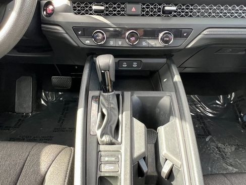 Used 2023 Honda Accord EX image 19
