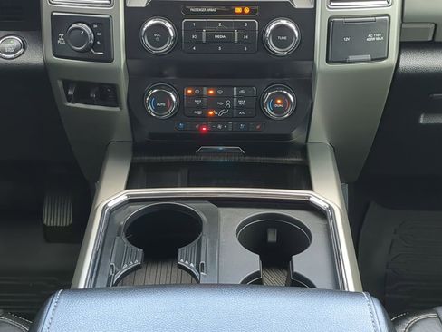 Used 2020 Ford F350 Lariat w/ Lariat Ultimate Package image 17